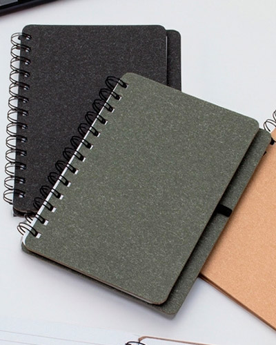 Brindes Personalizados - Caderneta Kraft B6 com Porta Caneta Personalizada