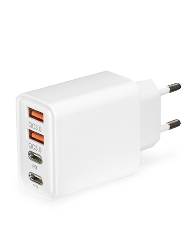 Carregador Turbo com 4 Portas Personalizado