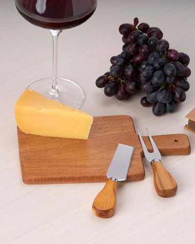 Brindes Personalizados - Kit Queijo com Tabua Personalizada